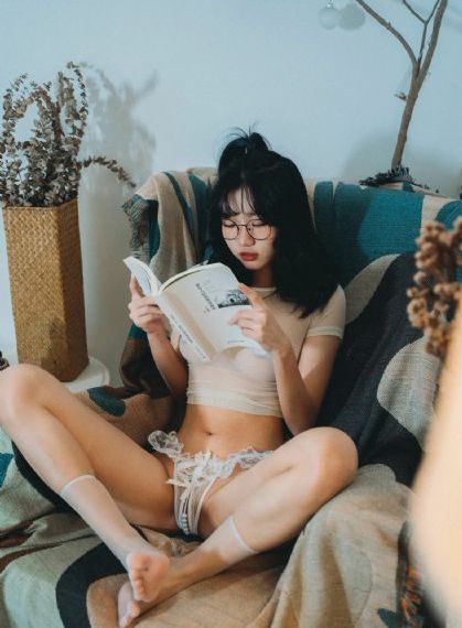叶子楣单立文_4K视频大全