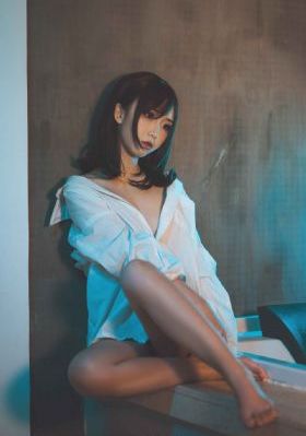 《年轻女教师3》_迅雷1080